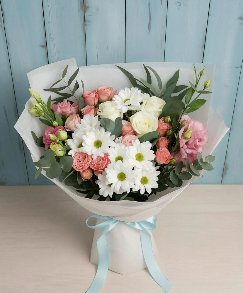 Букет цветов из: Розы, Лизиантусы и Хризантемы в Беково