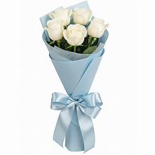 Букет 5 Белых роз Проуд в Беково