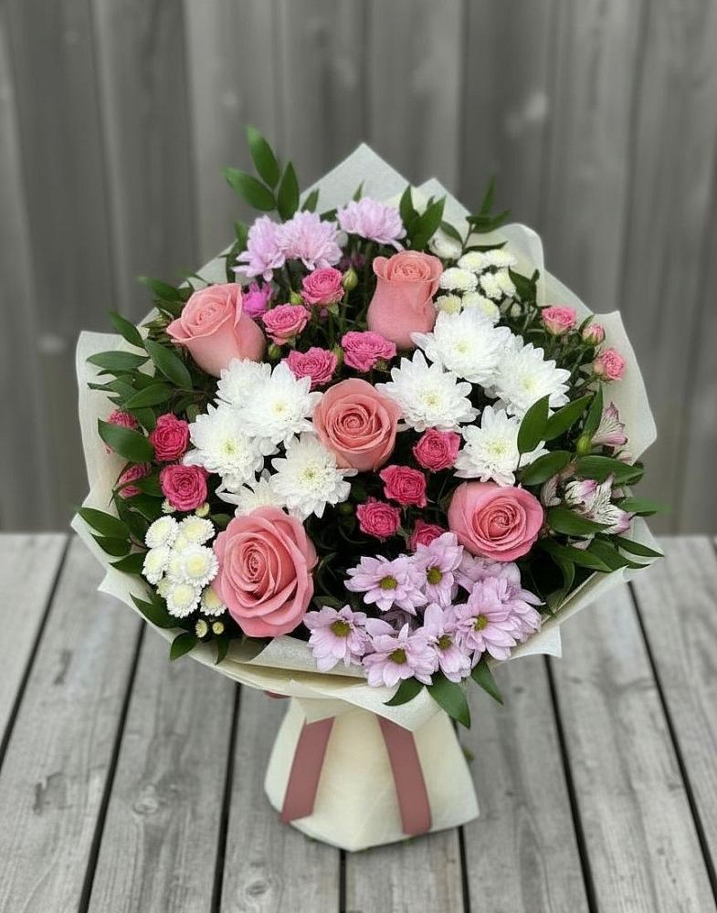 Букет цветов из: Альстромерии, Гвоздики, Розы и Хризантемы в Беково