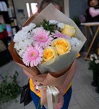 Букет цветов из:  Герберы, Розы и Хризантемы в Беково