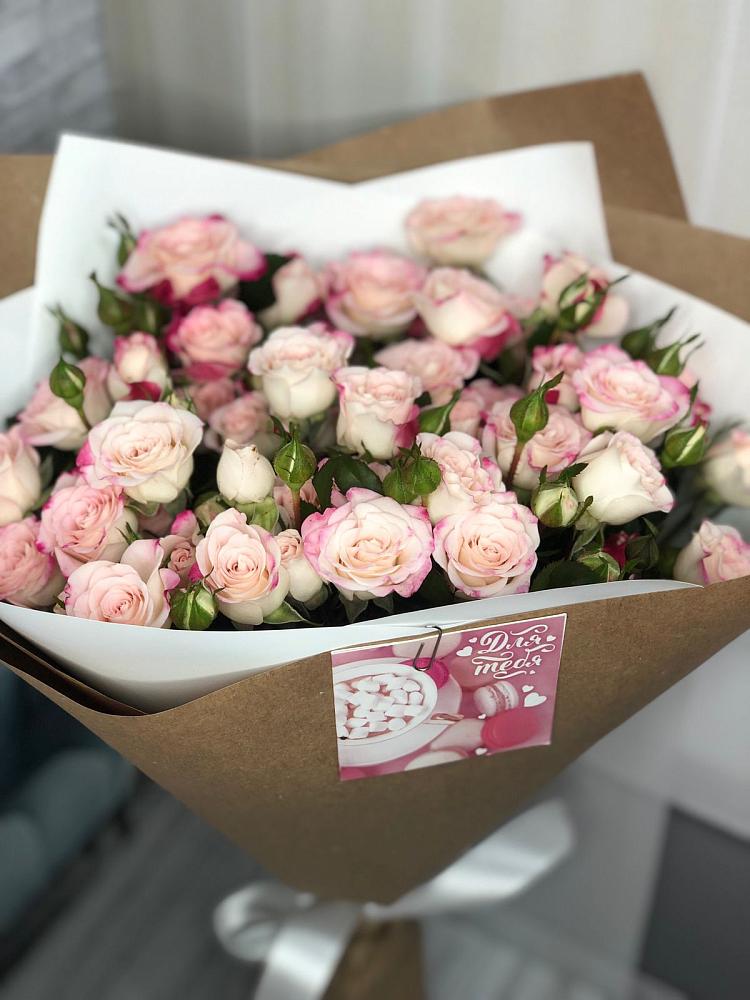 Букет цветов из: Розы в Беково