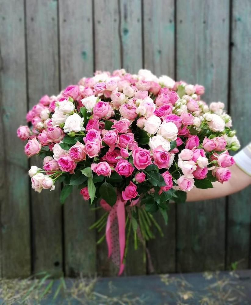 Букет Розовые кустовые розы Натали и Лав Лидия в Беково
