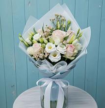 Букет цветов из:  Розы и Лизиантусы #REPLACE_PRED# Беково