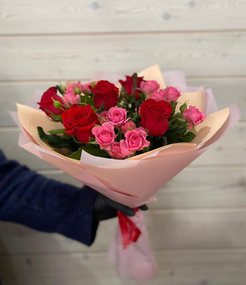 Букет цветов из: Розы в Беково